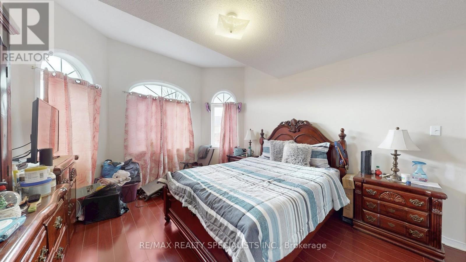 13 LEDGEROCK ROAD - 28