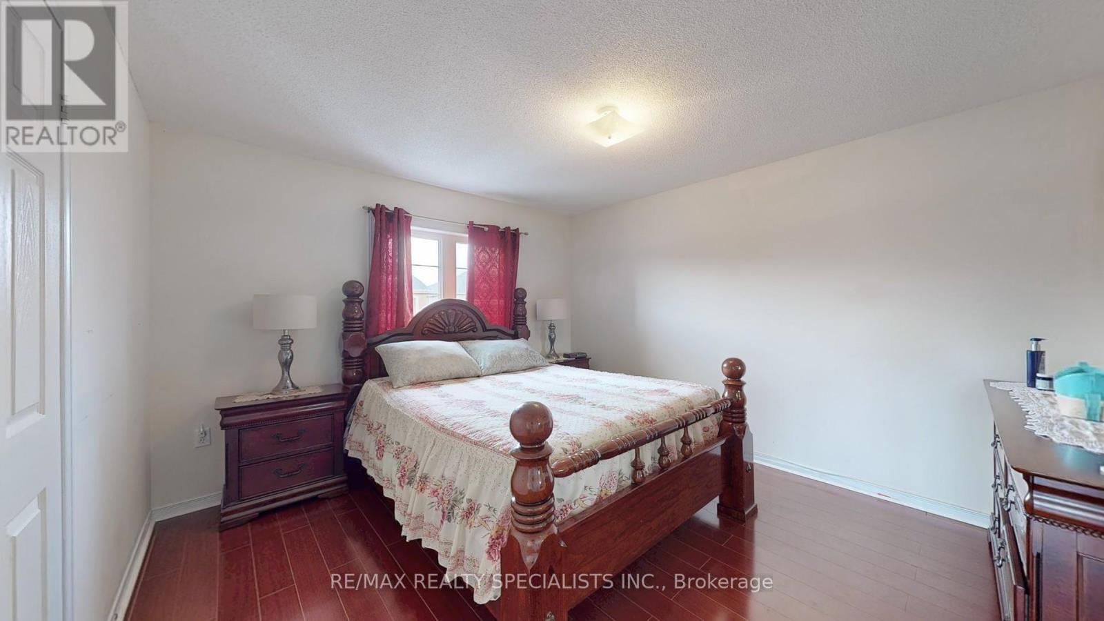 13 LEDGEROCK ROAD - 32