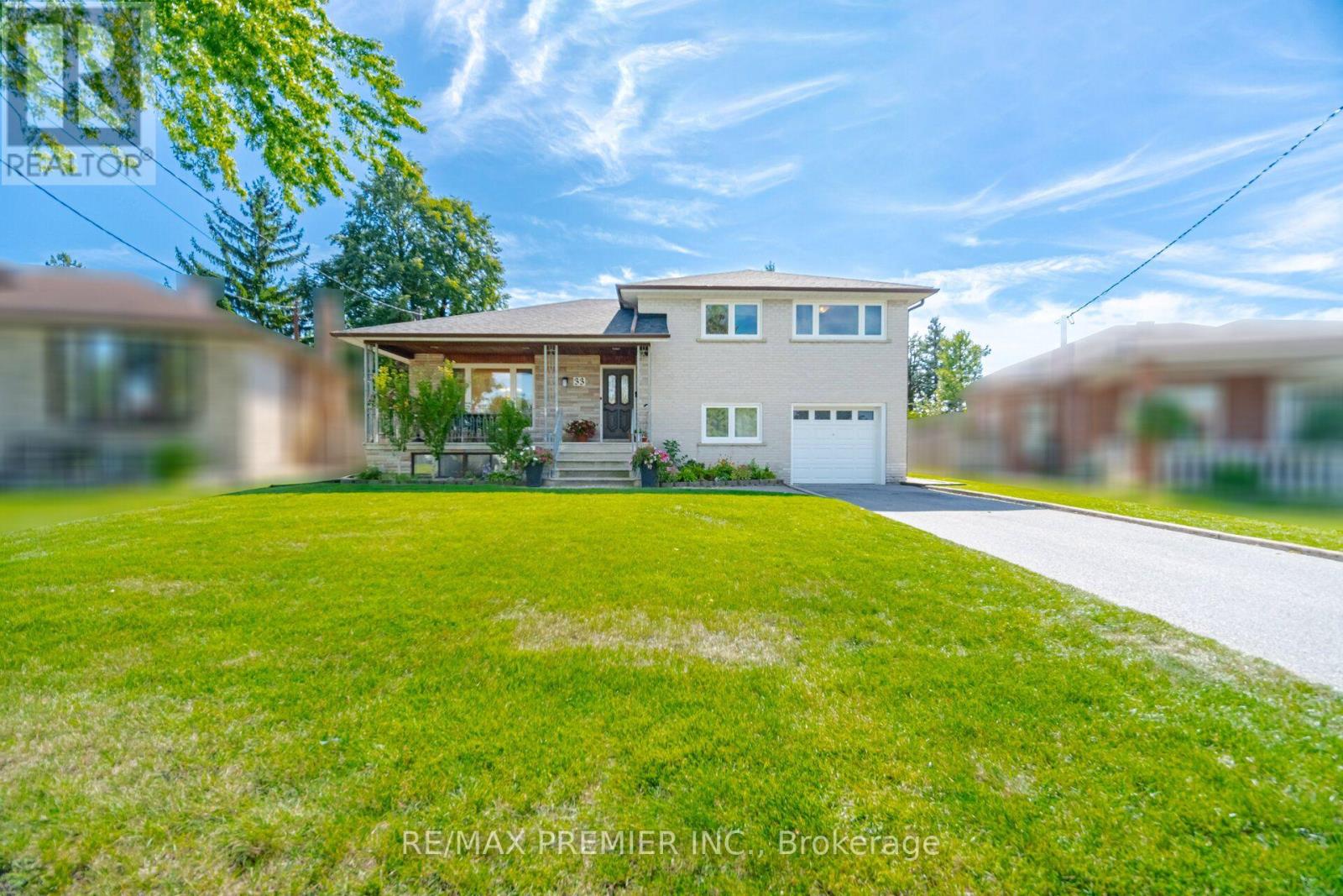 33 BELLEGLADE COURT, Toronto (Humbermede) — photo 2