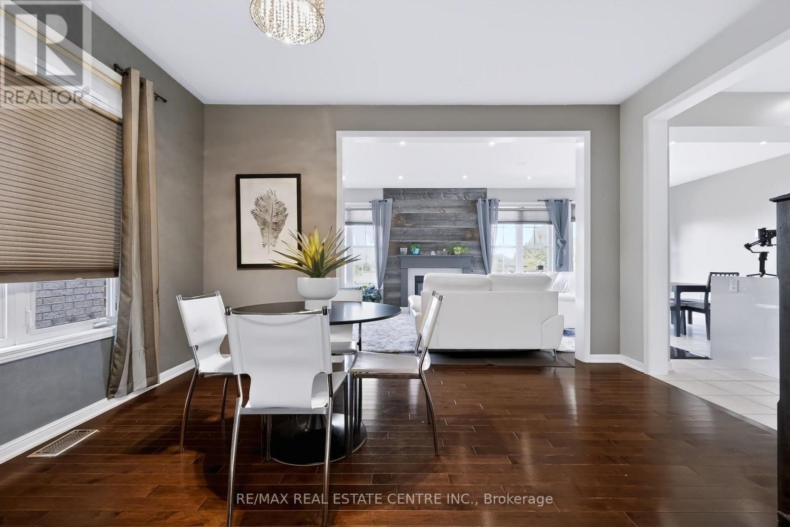 573 ATTENBOROUGH TERRACE, Milton (WI Willmott) — photo 7