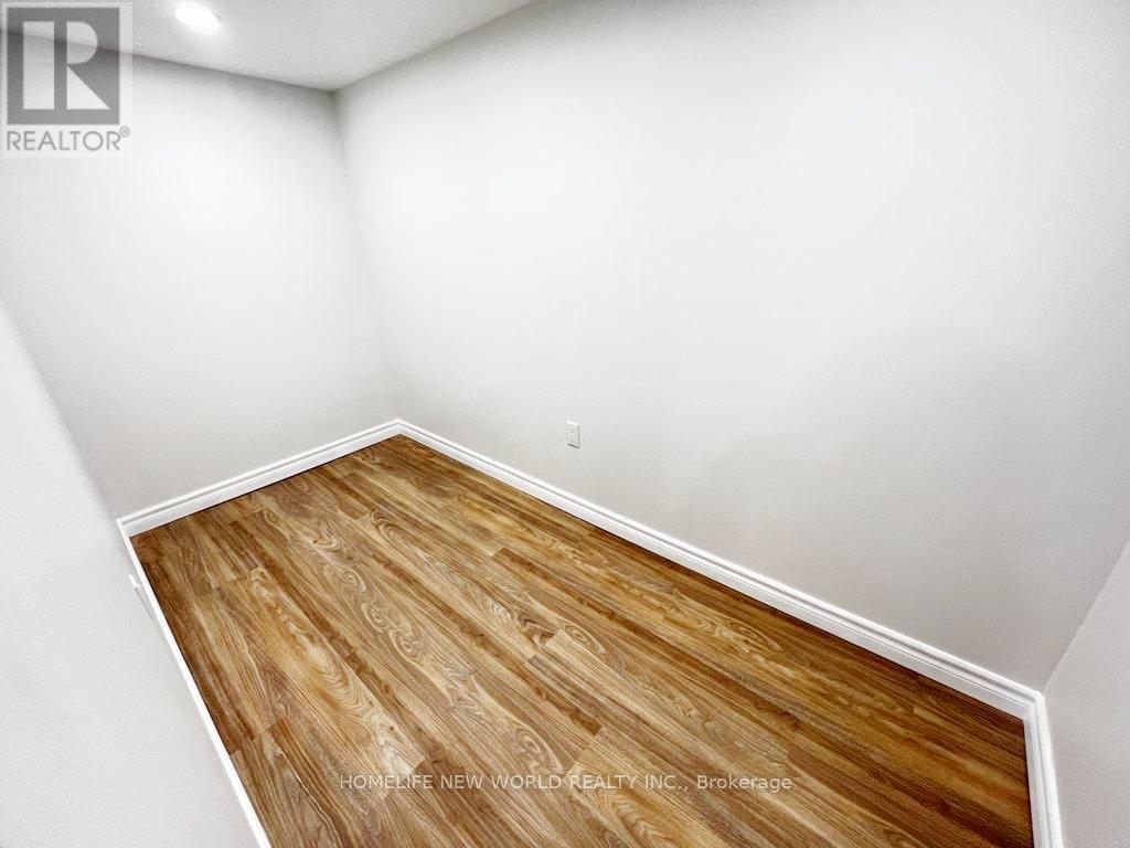 LOWER - 3 ROBLOCKE AVENUE, Toronto (Dovercourt-Wallace Emerson-Junction) — photo 5