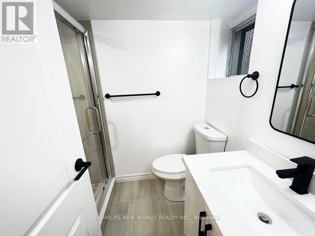 LOWER - 3 ROBLOCKE AVENUE, Toronto (Dovercourt-Wallace Emerson-Junction) — photo 7
