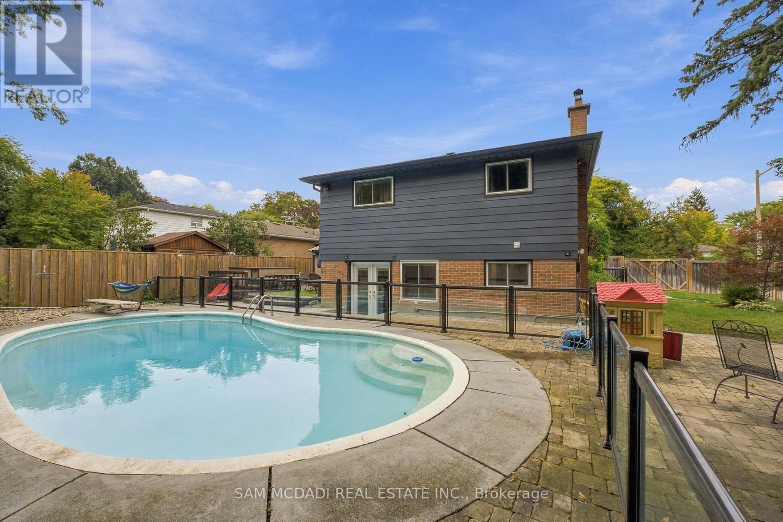 2009 DELANEY DRIVE - 34