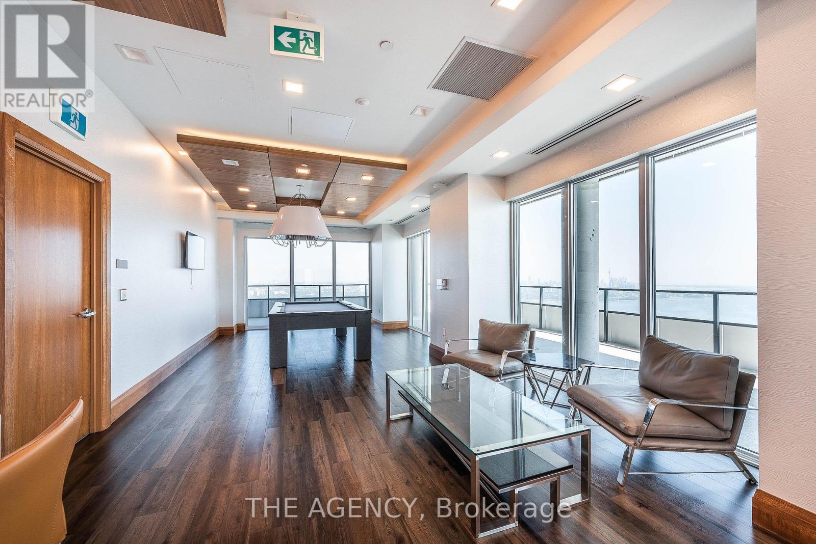 #4208 20 SHORE BREEZE DRIVE - 20