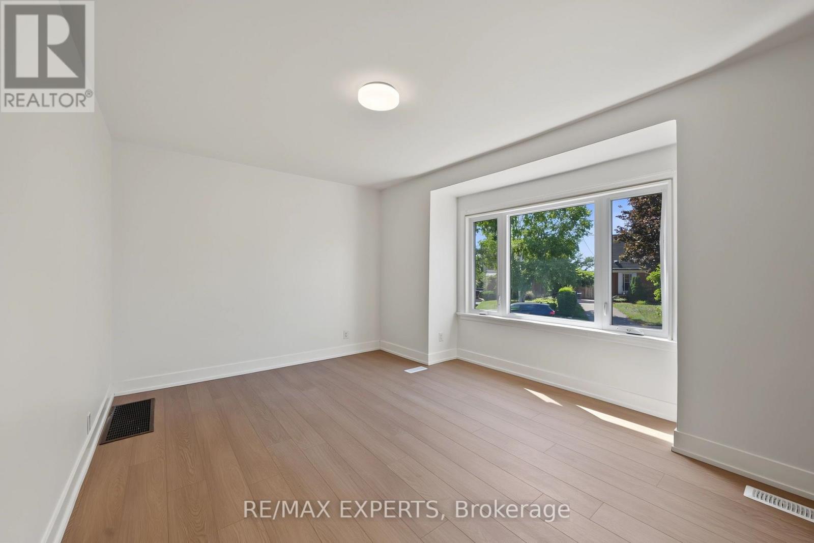 3 GREENACRES ROAD, Toronto (Beechborough-Greenbrook) — photo 11
