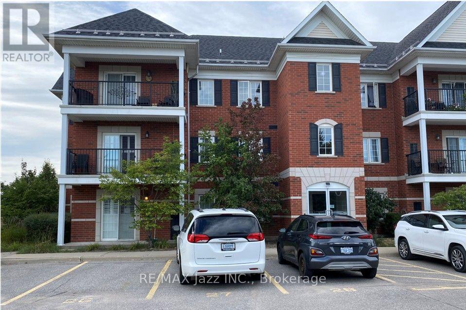 #102 61 CLARINGTON BOULEVARD - Image 34