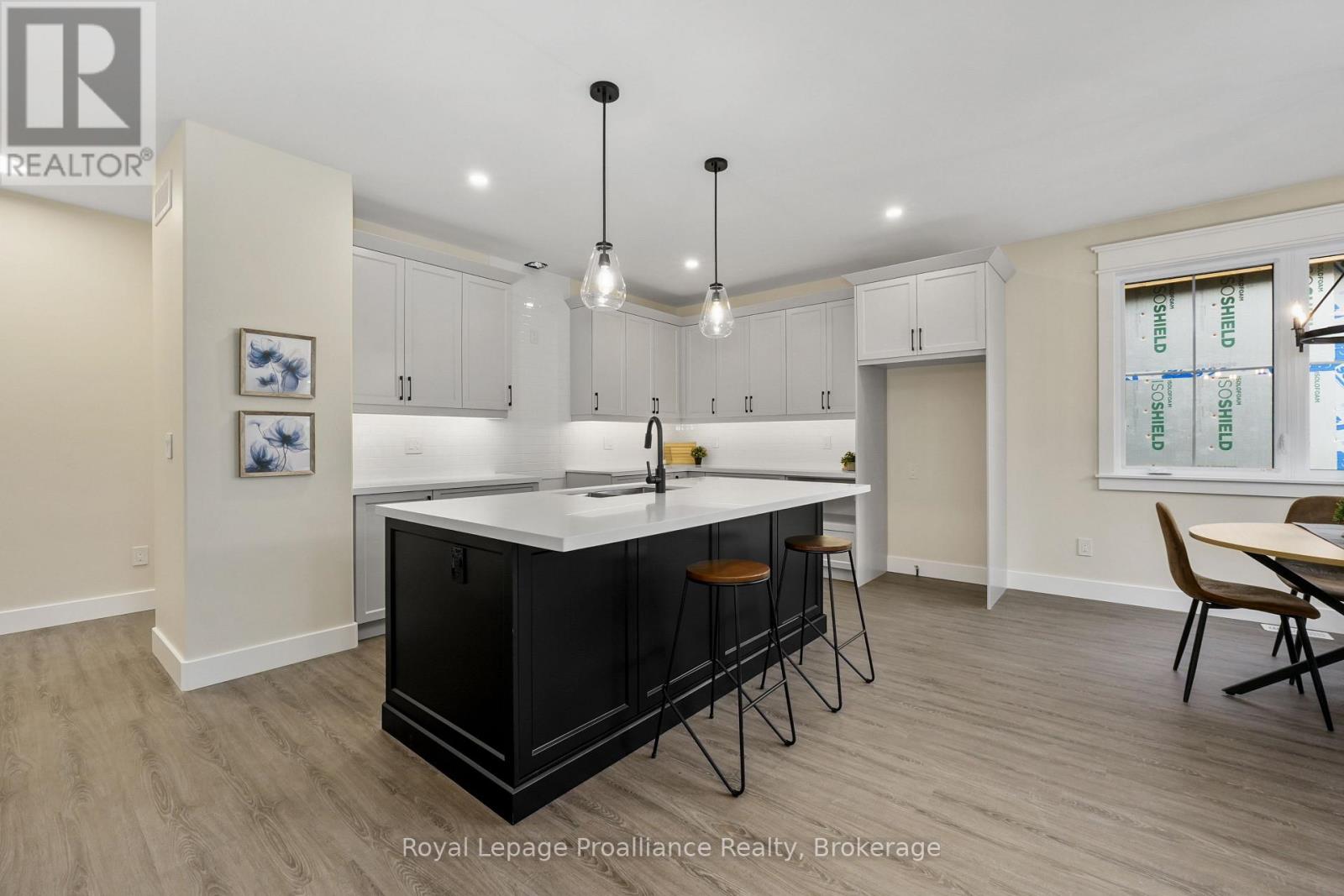 12 GREENFIELD DRIVE - 9