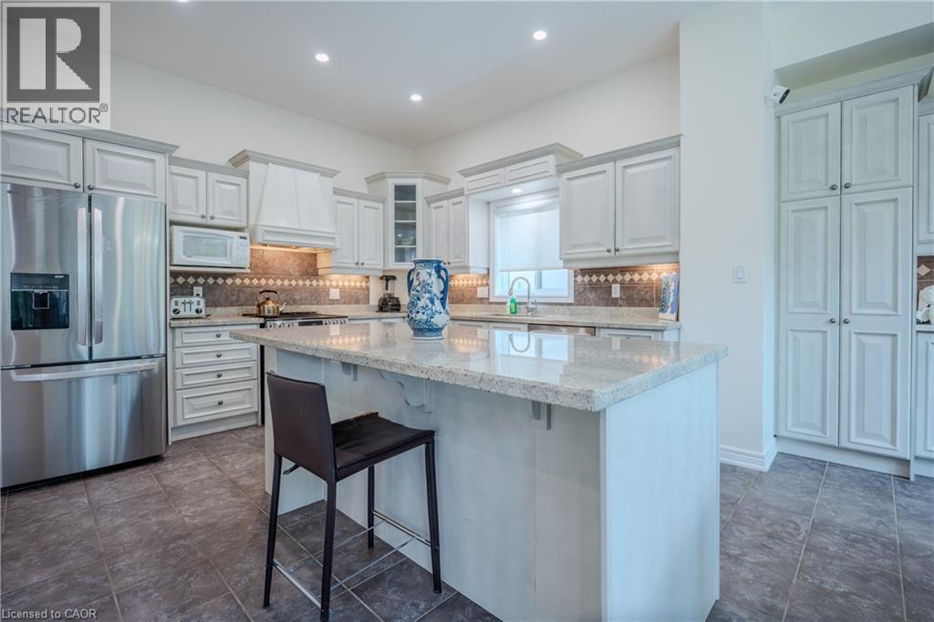 79 MOORLAND Crescent, Ancaster — photo 12