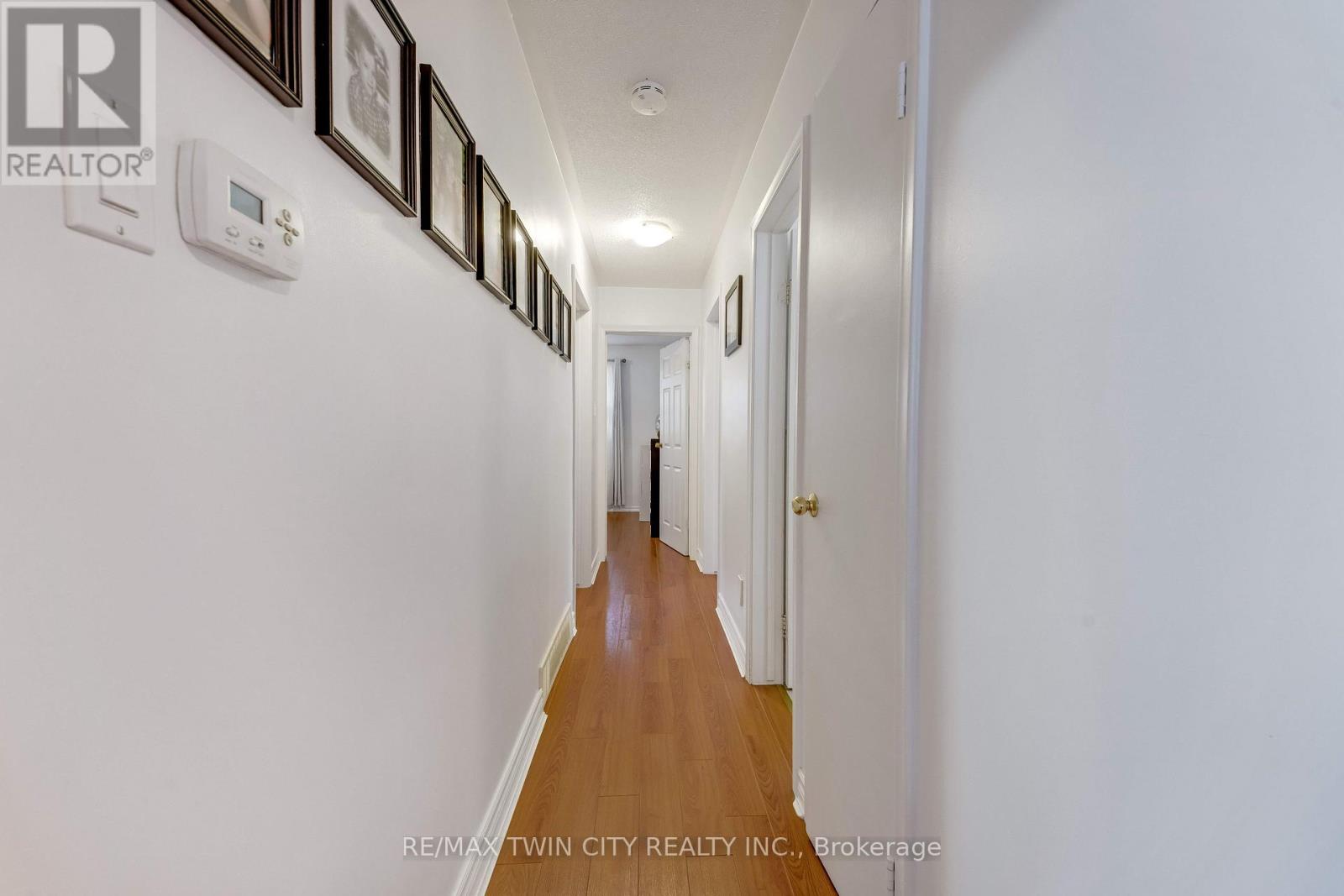 49 CARNABY CRESCENT - 20