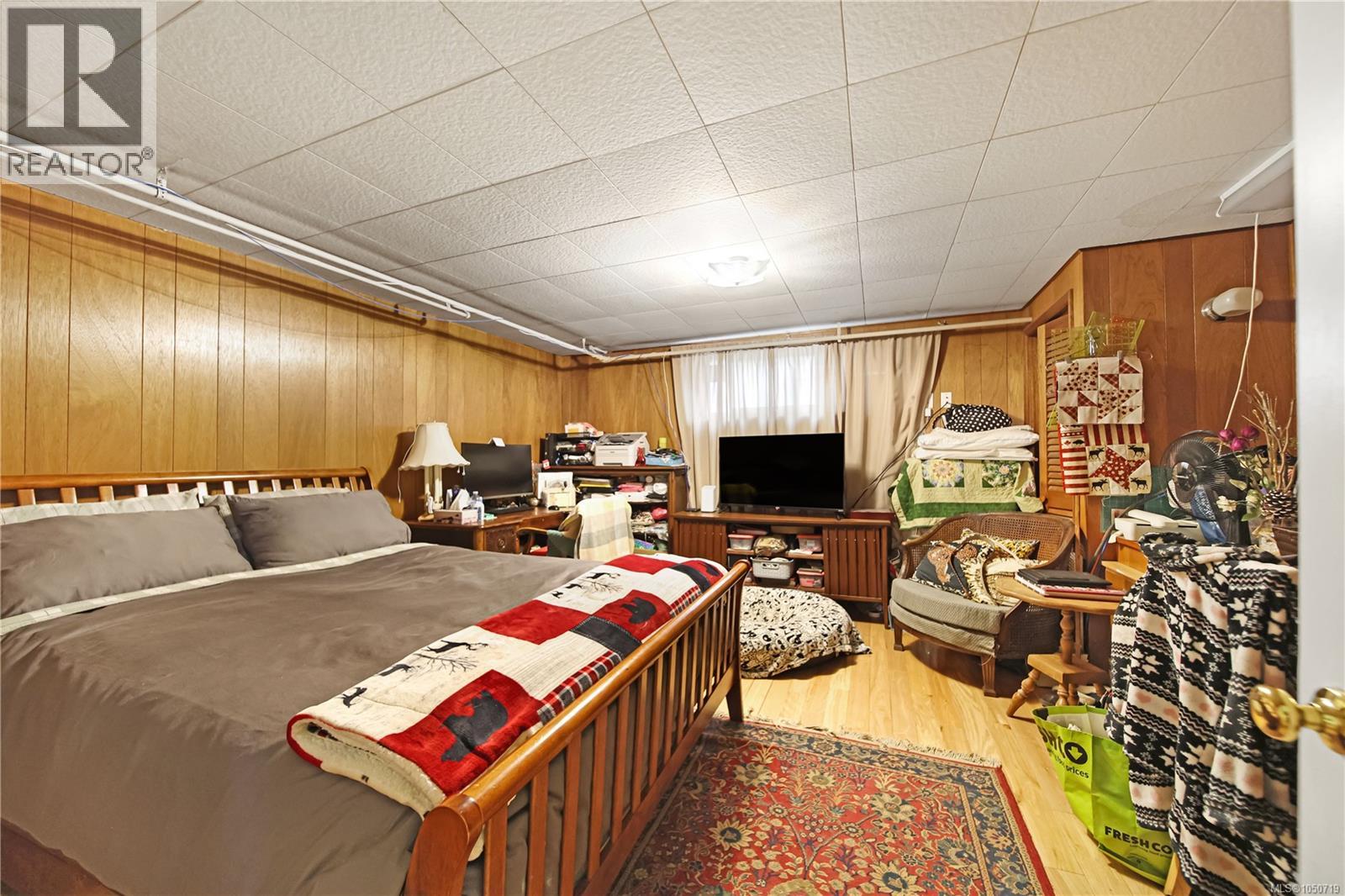 2955 6th Ave - Image 22