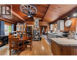Family room - 2310 Seabank Rd, Courtenay, BC V9J1Y2 Photo 10