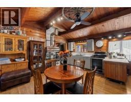 2310 Seabank Rd, Courtenay, BC V9J1Y2 Photo 12