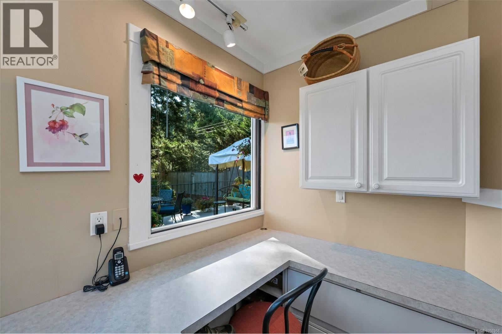 6693 Genoa Bay Rd - Image 24