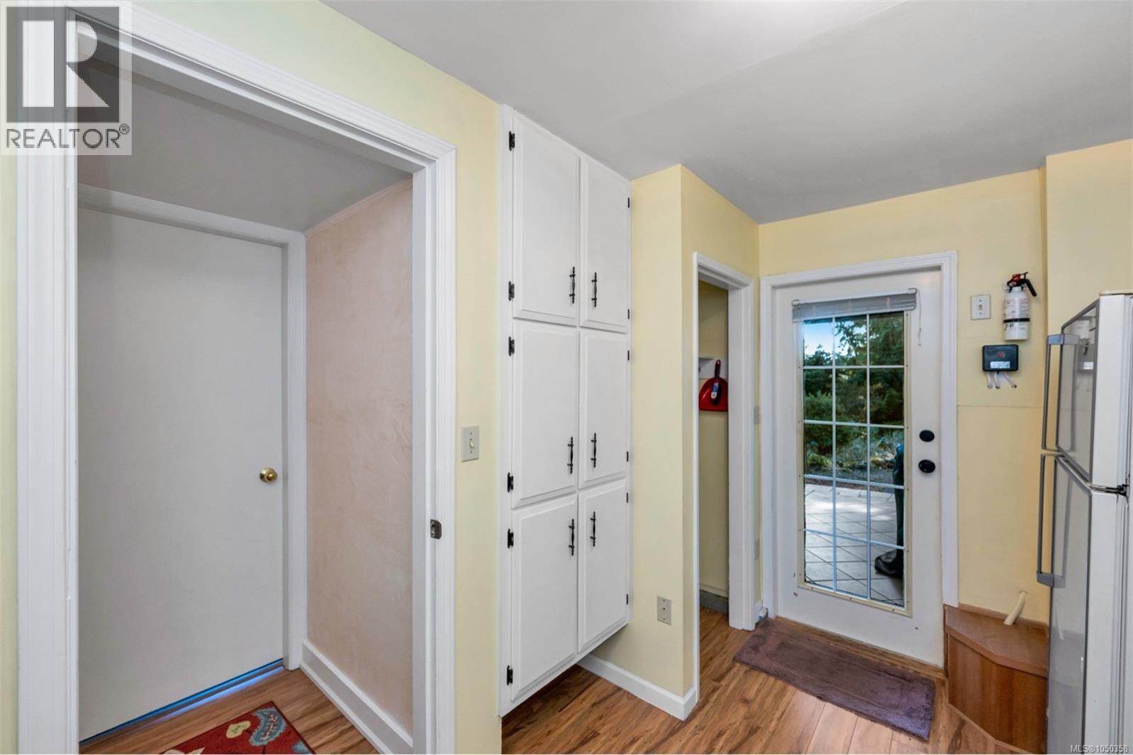 6693 Genoa Bay Rd - Image 54