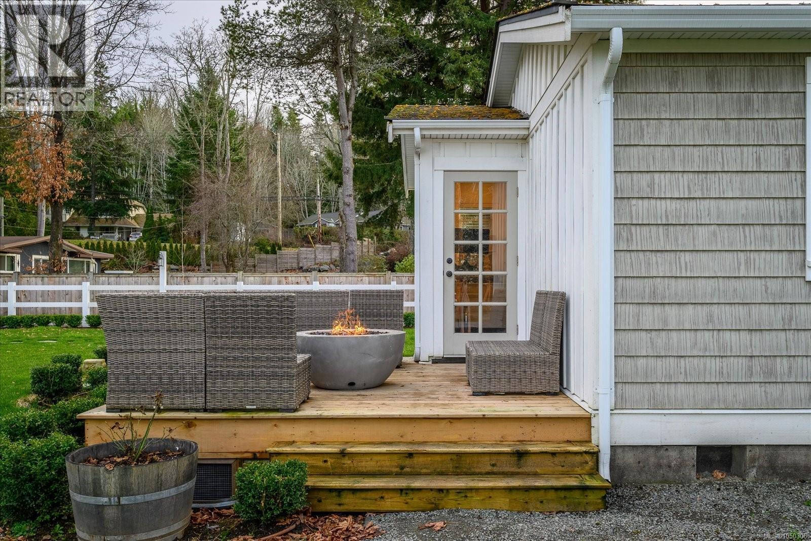 7128 Benwaldun Rd - 11