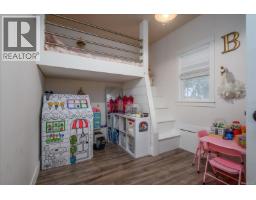 7128 Benwaldun Rd, Lantzville, BC V0R2H0 Photo 23