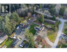 7128 Benwaldun Rd, Lantzville, BC V0R2H0 Photo 40