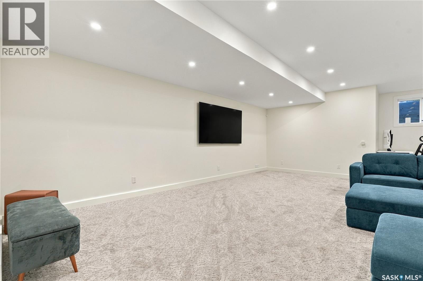 1029 Colony STREET - Image 69