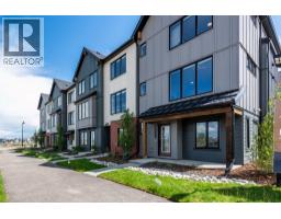 7369 MERCADO Avenue SE - photo 3