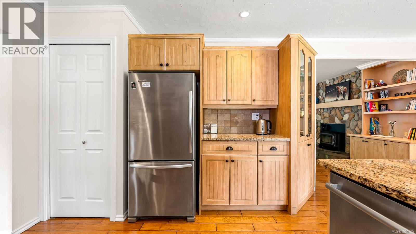 7410 Yake Rd - Image 9
