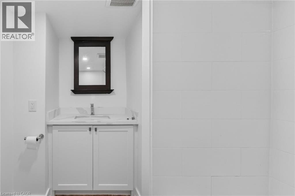 1244 MARTINDALE Road - Image 40