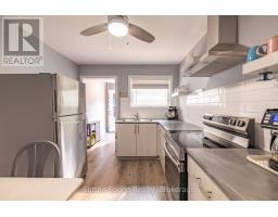 Bedroom - 921 8th Avenue W, Owen Sound, ON N4K5M3 Photo 10