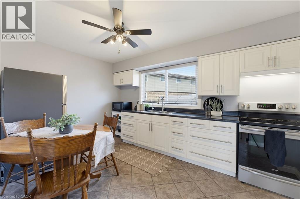 15 SENECA Street S, Cayuga — photo 11
