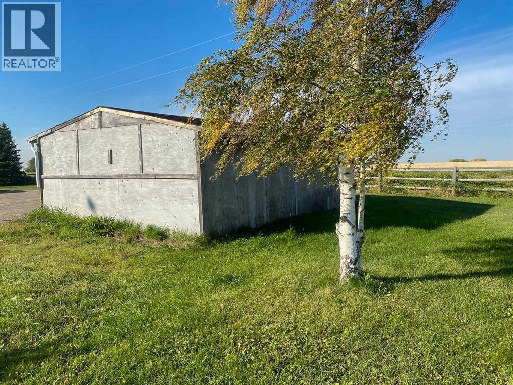 3203 50 Avenue, Olds — photo 12
