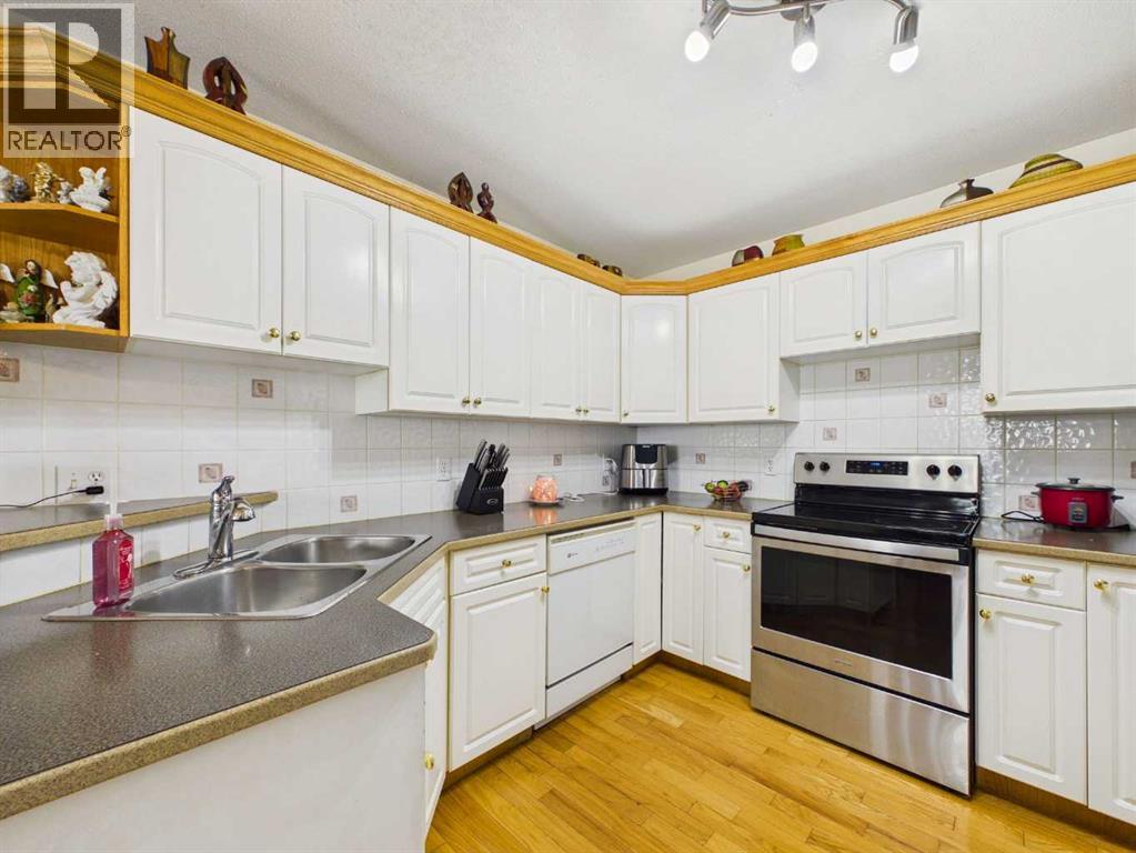 Listing photo – 792 Lancaster Drive, Red Deer