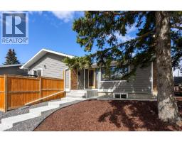 119 Silvercreek Close NW - photo 1