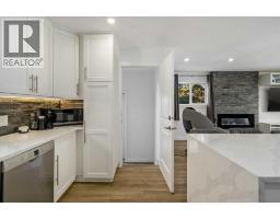 3pc Bathroom - 119 Silvercreek Close Nw, Calgary, AB T3B4G2 Photo 11