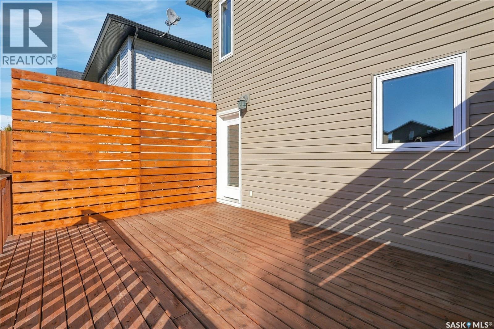454 Geary CRESCENT - Image 45