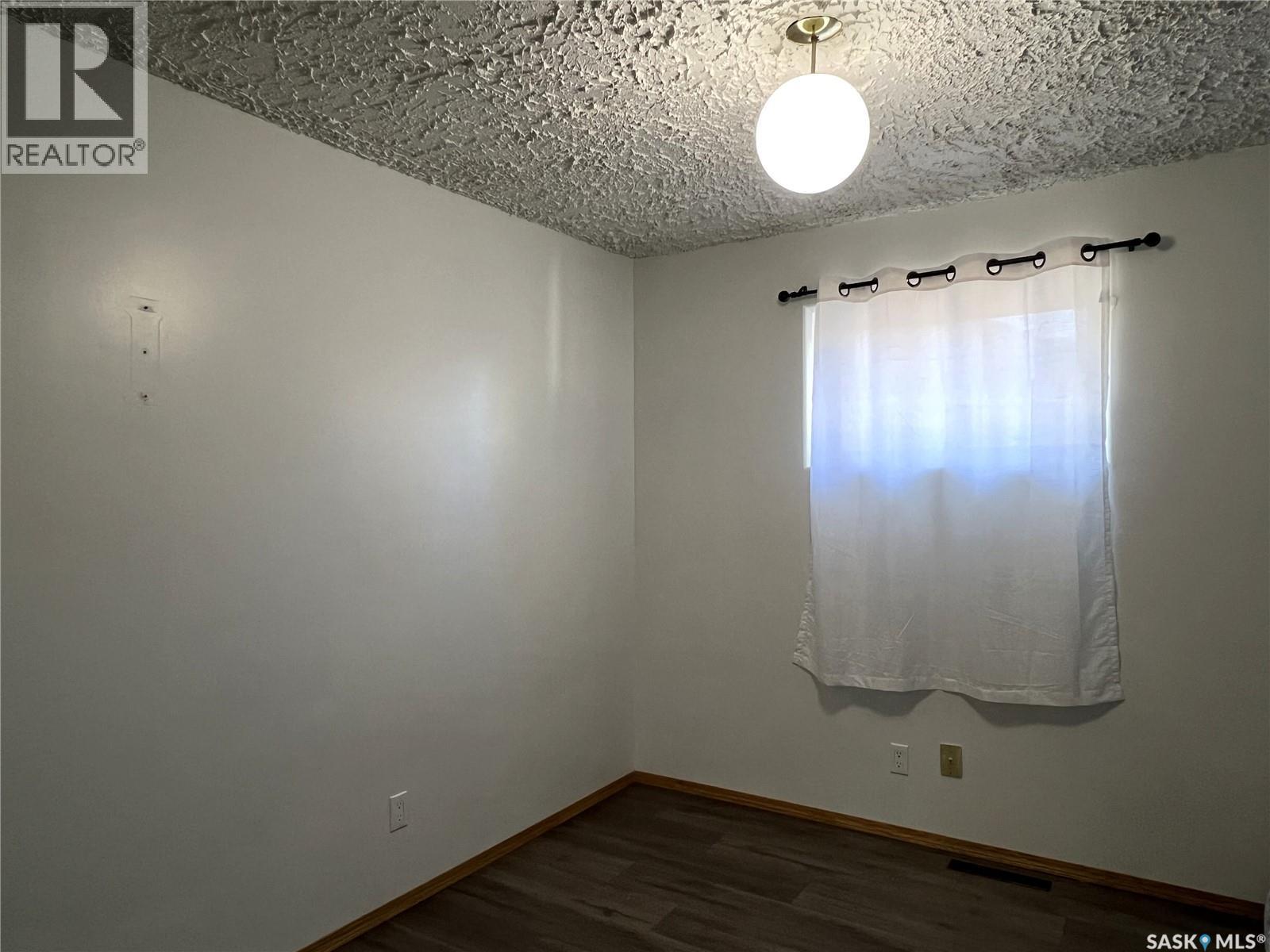 515 3rd AVENUE W, Meadow Lake — photo 11