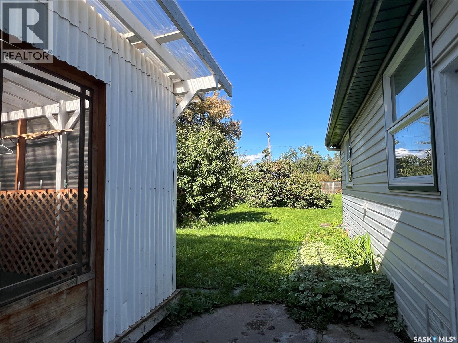 515 3rd AVENUE W, Meadow Lake — photo 27