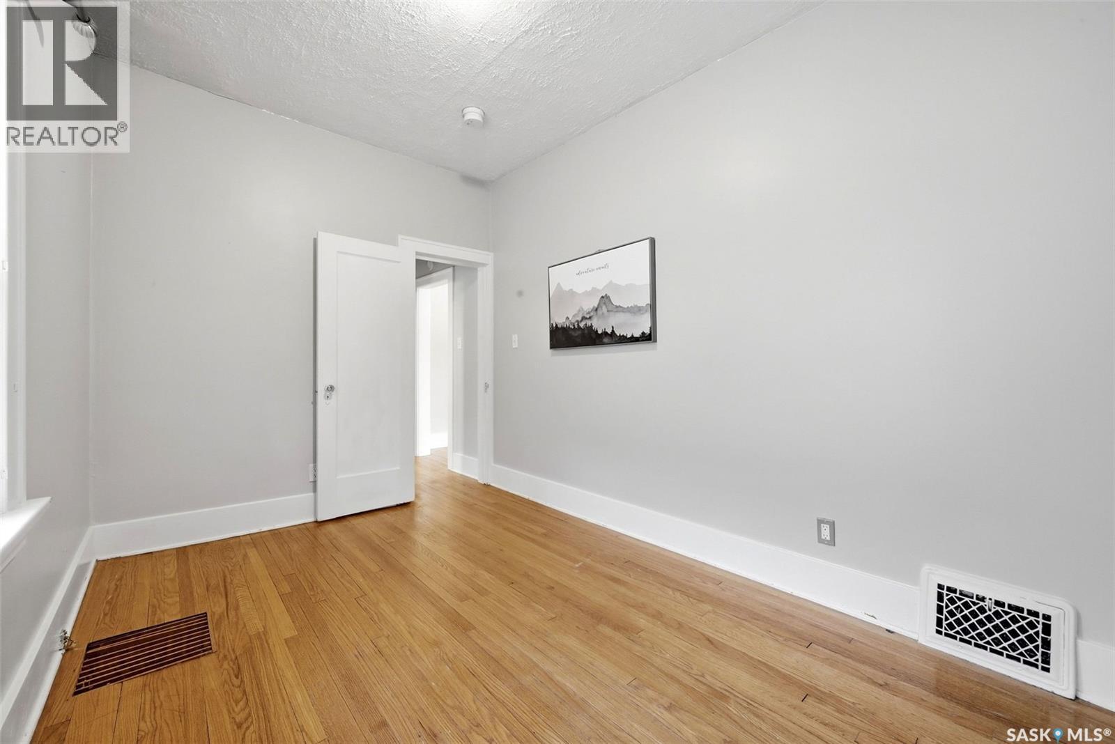 363 Leopold CRESCENT - 18