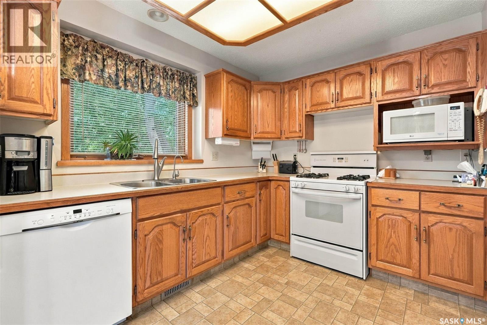 1204 Lapchuk CRESCENT N - 14