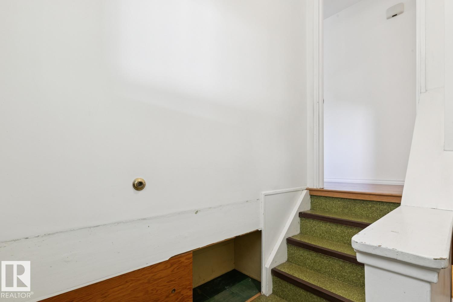 9319 147 ST NW - 38