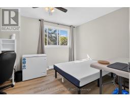 Bedroom 4 - 36 - 40 Summit Avenue, London North, ON N6H4S3 Photo 12