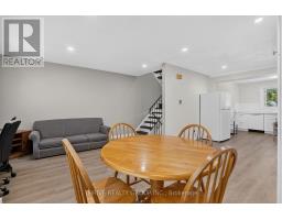 Foyer - 36 - 40 Summit Avenue, London North, ON N6H4S3 Photo 7