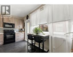 Primary Bedroom - 303, 125 Caribou Crescent, Red Deer, AB T4P0V6 Photo 10