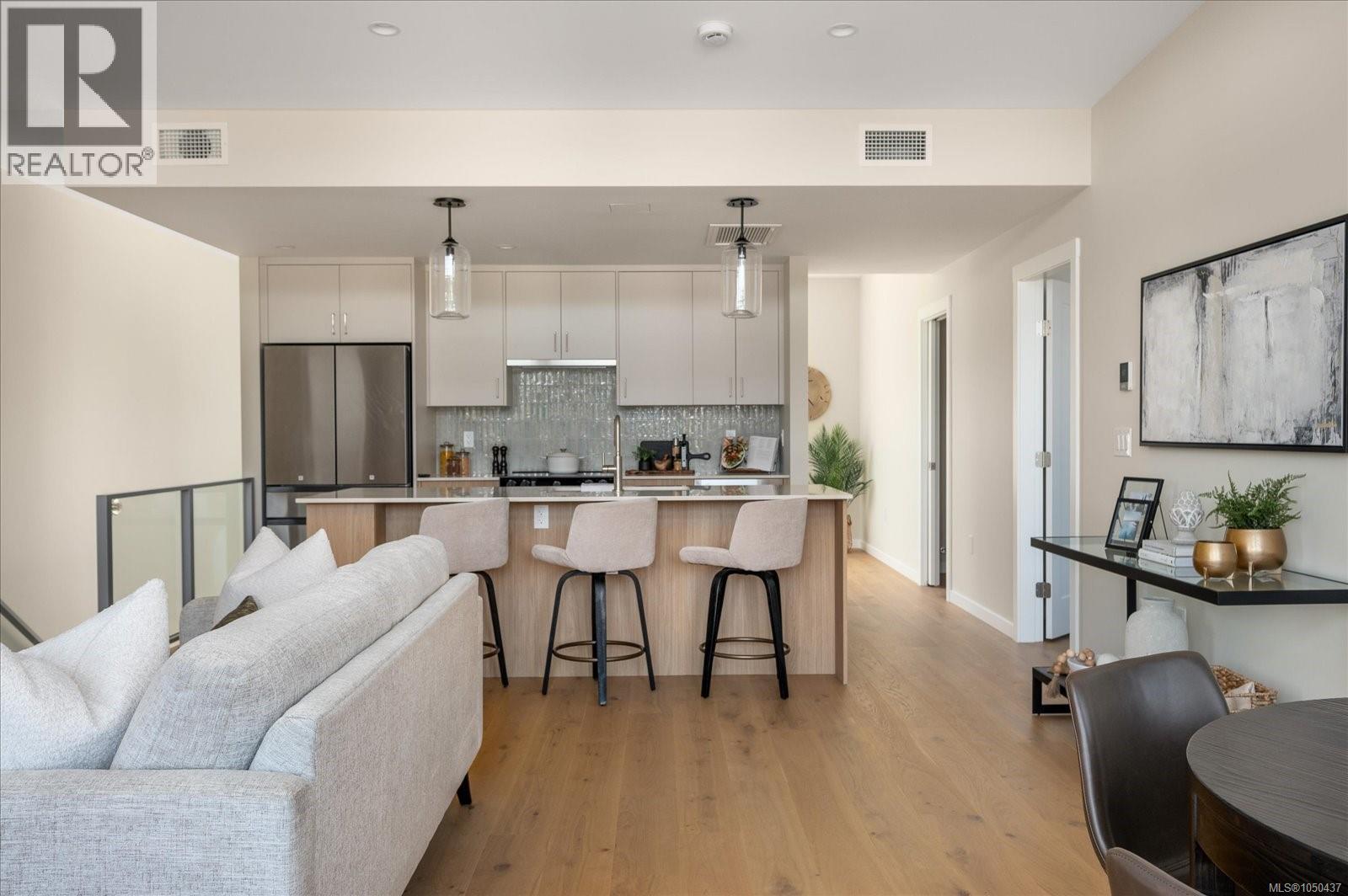 #8 152 Marina View Dr - Image 16