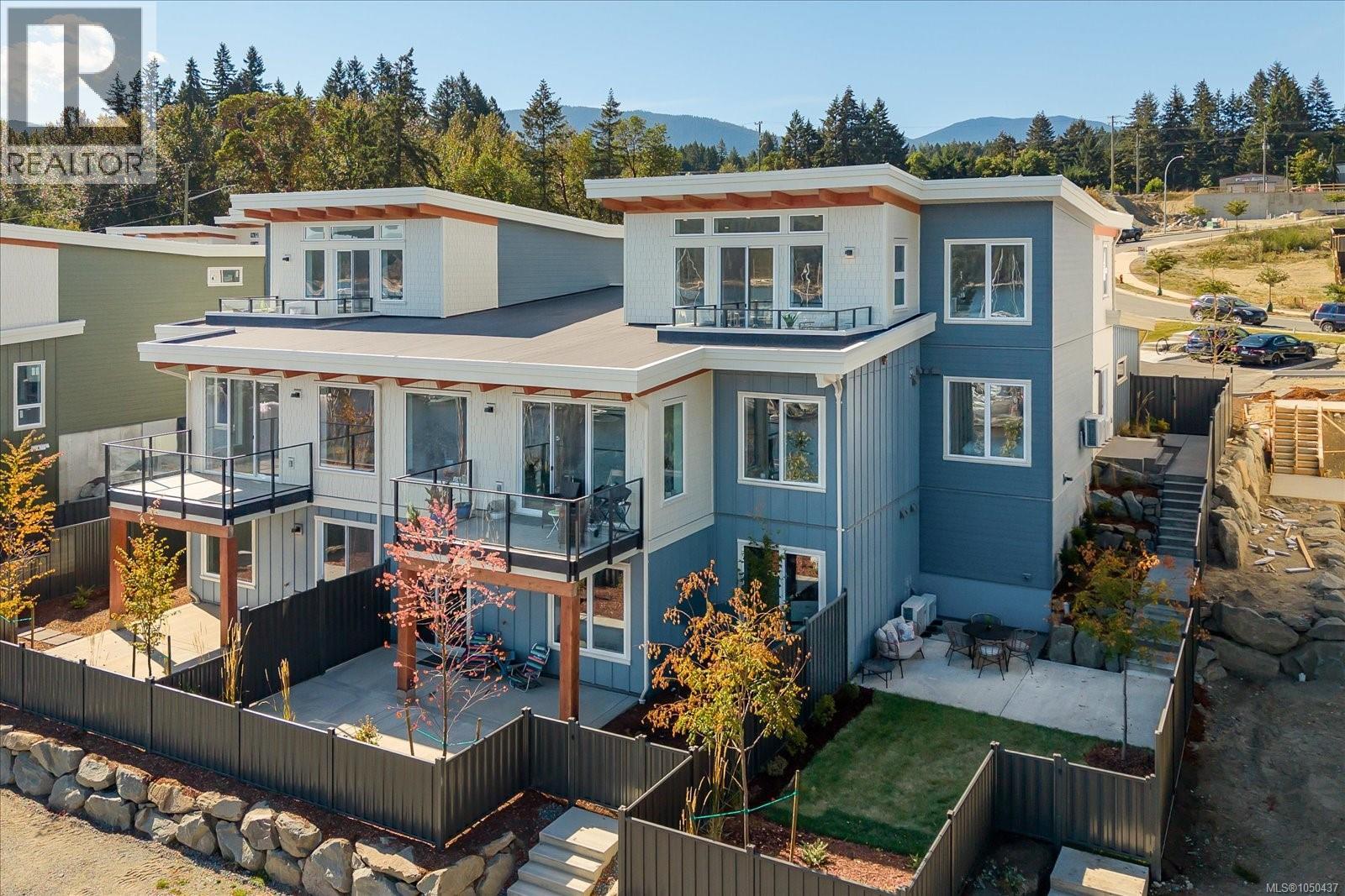 #8 152 Marina View Dr - 3