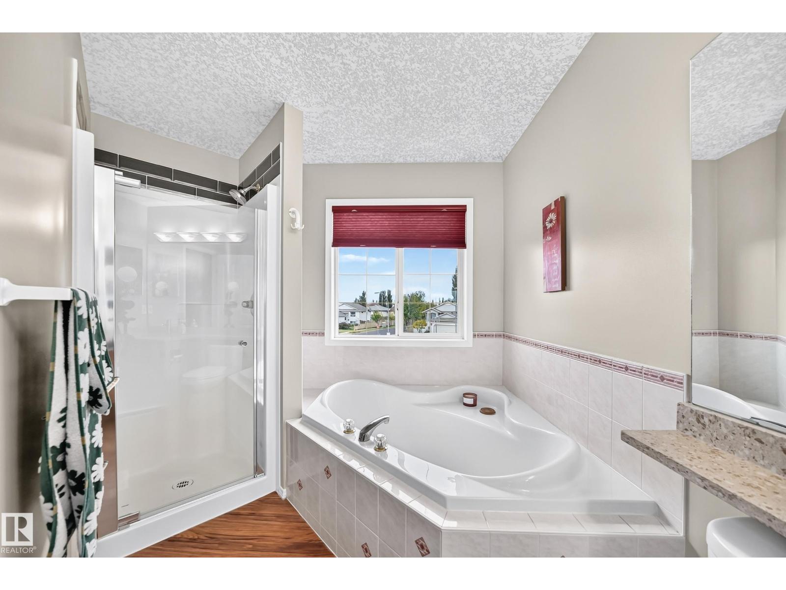 265 DUNVEGAN RD NW photo 24