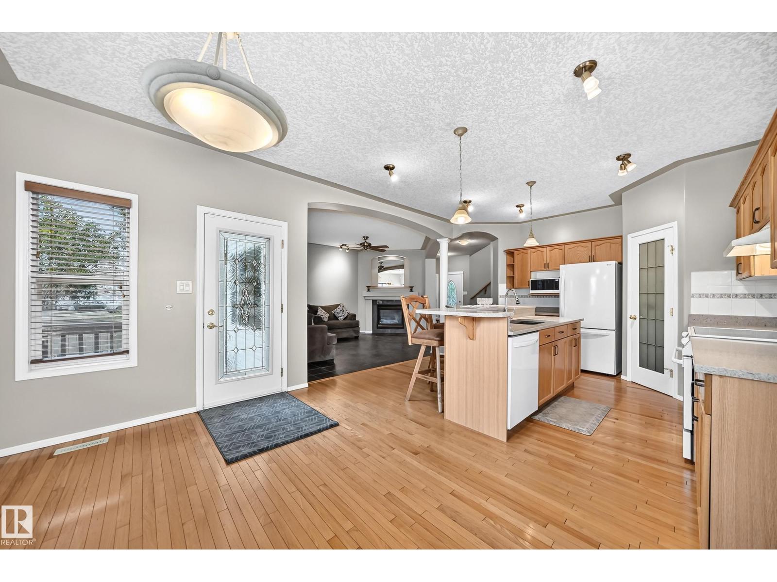 265 DUNVEGAN RD NW - 9
