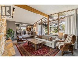 1423 75 Avenue SW - photo 3