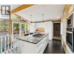 1423 75 Avenue SW - photo 11