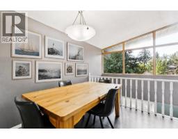 1423 75 Avenue SW - photo 12