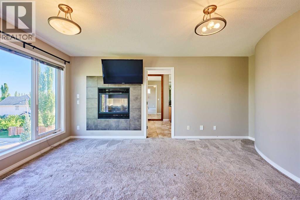 32 Evercreek Bluffs Crescent SW - photo 26
