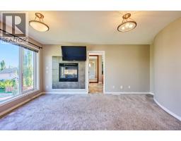 32 Evercreek Bluffs Crescent SW - photo 26