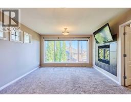 32 Evercreek Bluffs Crescent SW - photo 25